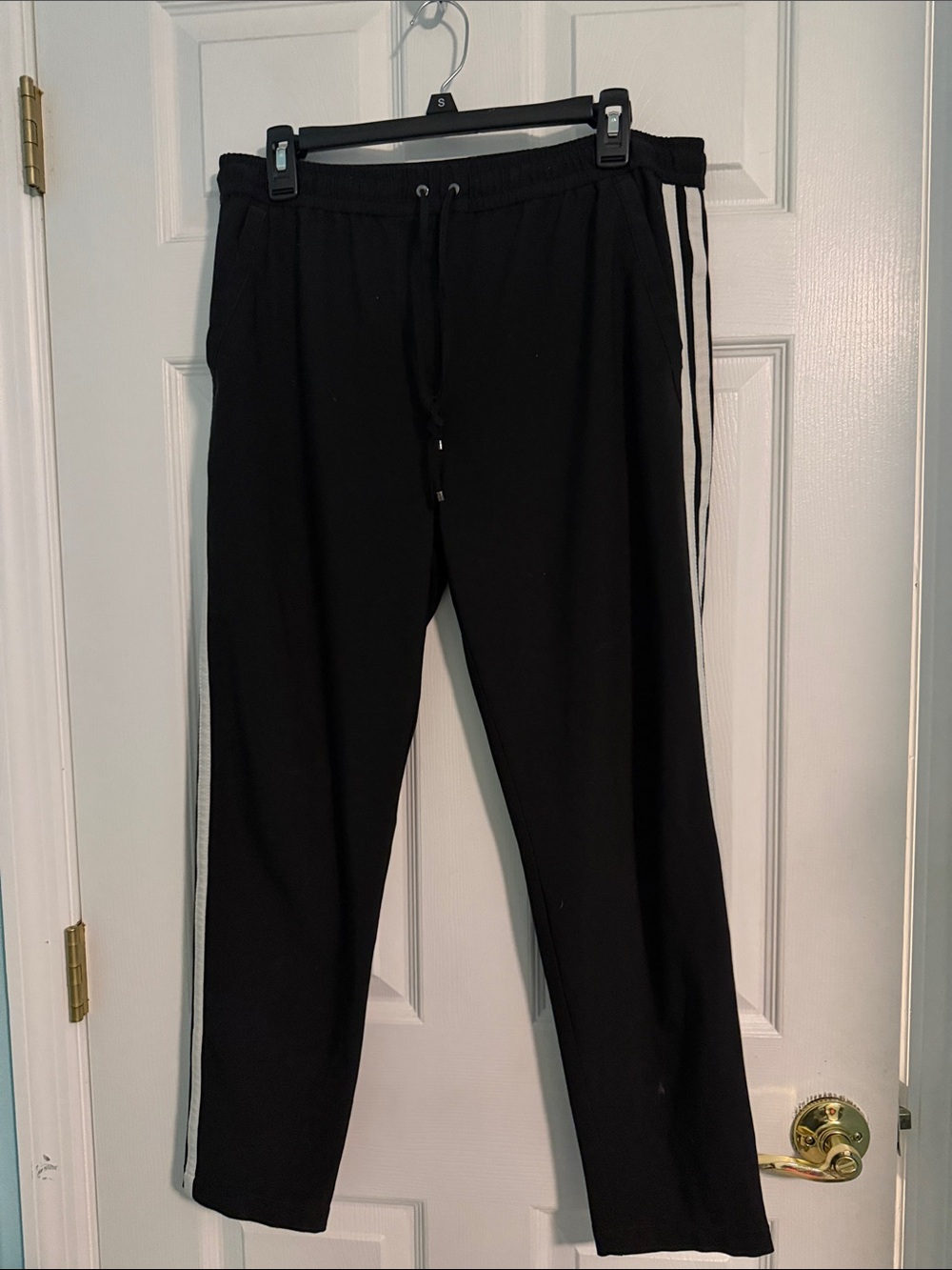 White House Black Market Black The Jogger joggers w/ White Side Stripes Size 10